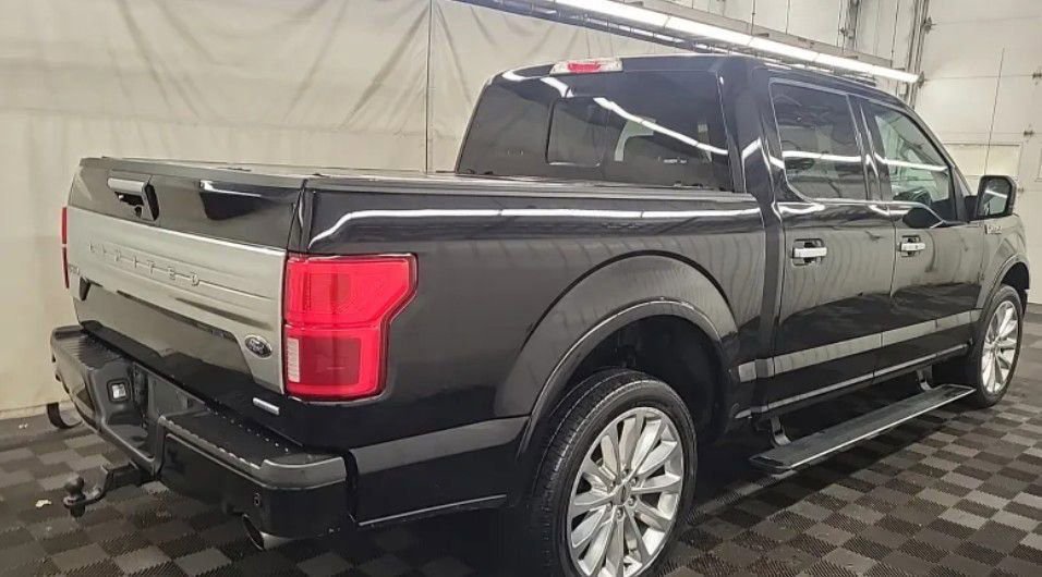 Used 2019 Ford F150 Limited image 3