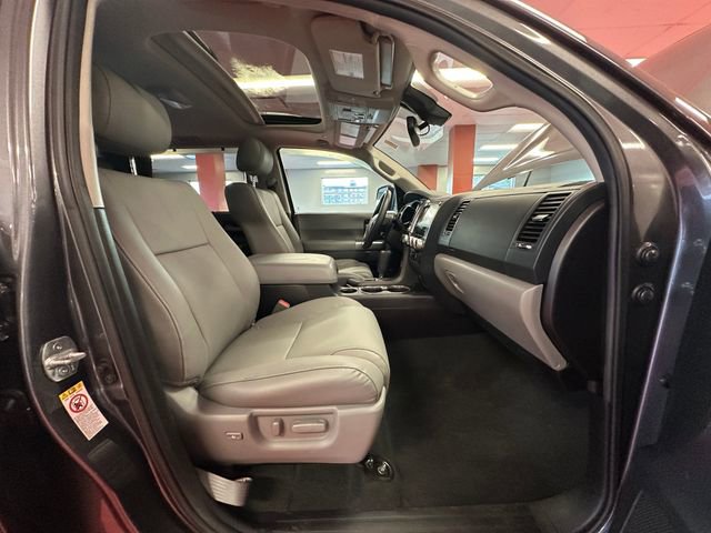 Certified 2021 Toyota Sequoia Limited w/ Safety & Convenience Package AWD/4WD image 17