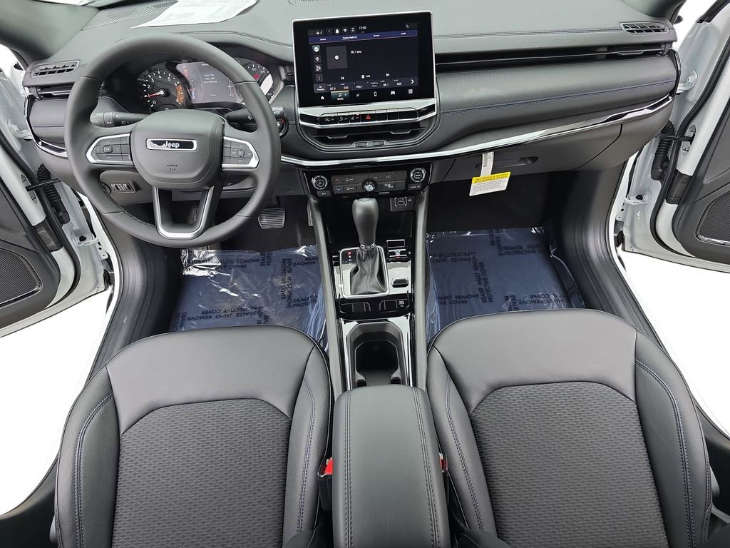 New 2026 Jeep Compass Latitude AWD/4WD image 9