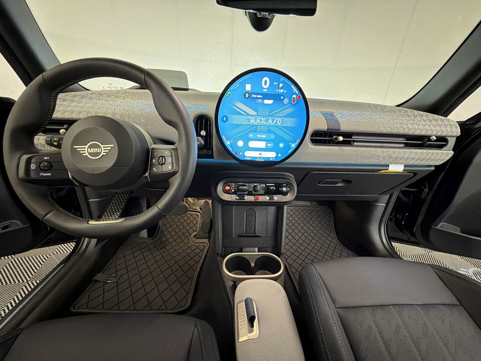 Used 2026 MINI Cooper 4-Door Hardtop FWD image 16