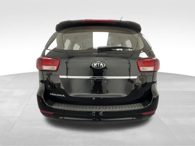 Used 2018 Kia Sedona L image 4
