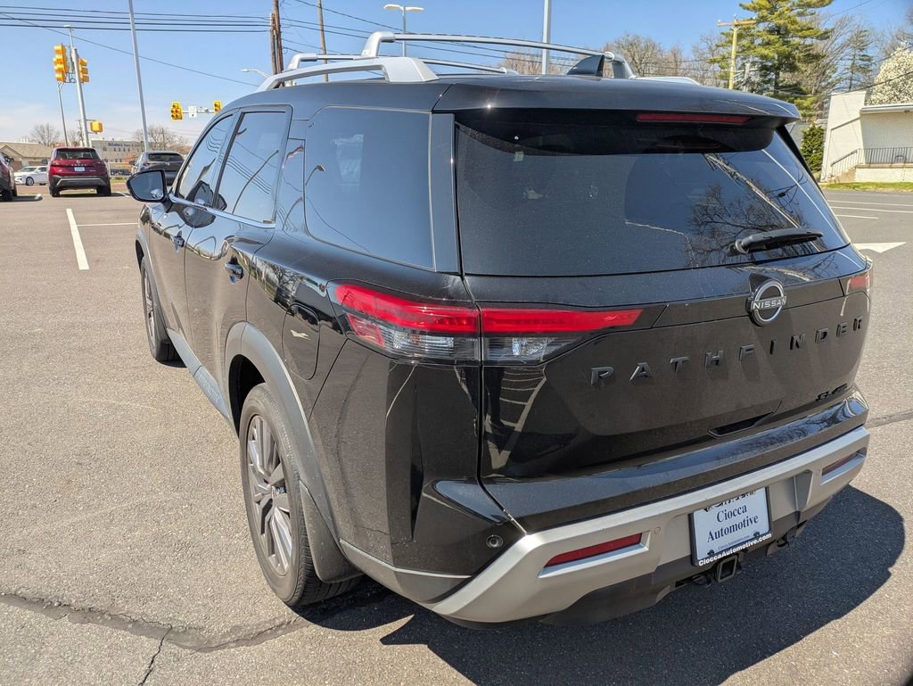 Used 2023 Nissan Pathfinder SL w/ SL Premium Package image 7