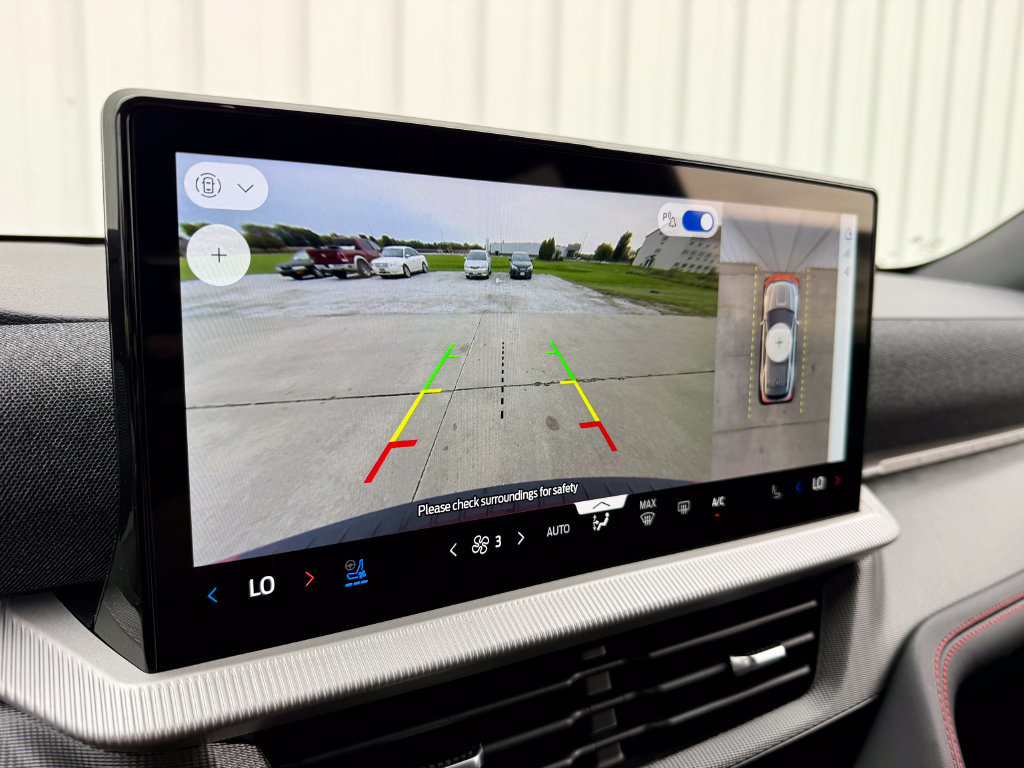 New 2026 Ford Explorer ST RWD image 31