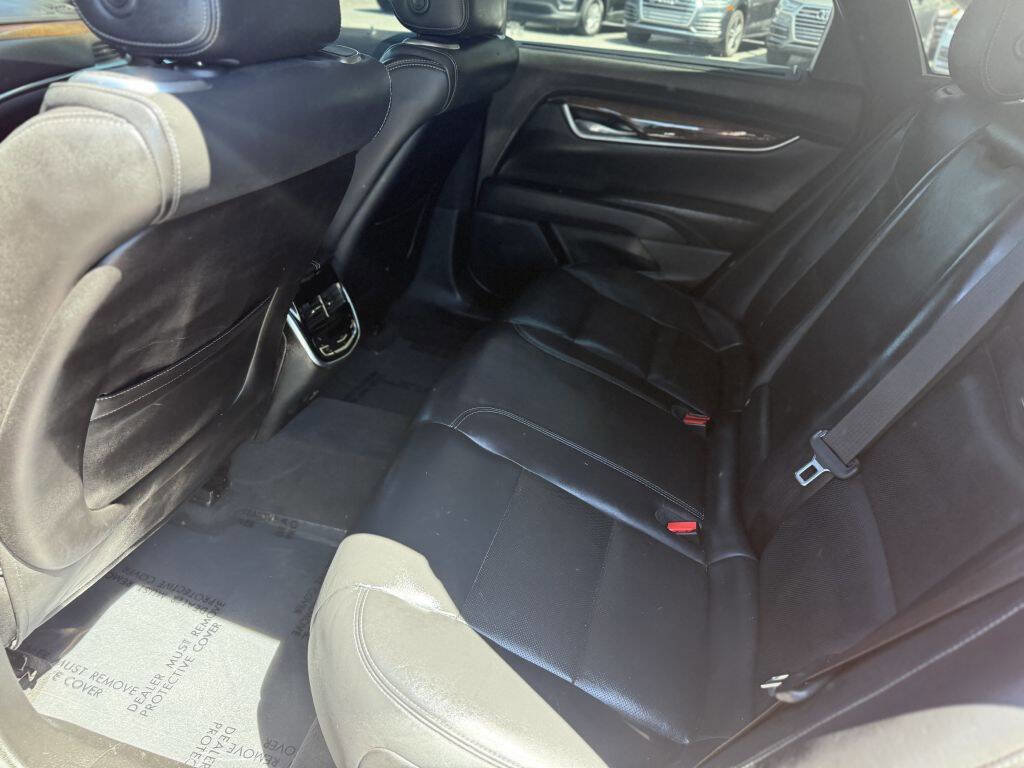 Used 2015 Cadillac XTS Premium w/ Driver Assist Package image 9