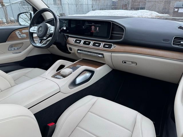 Used 2022 Mercedes-Benz GLS 450 4MATIC image 12