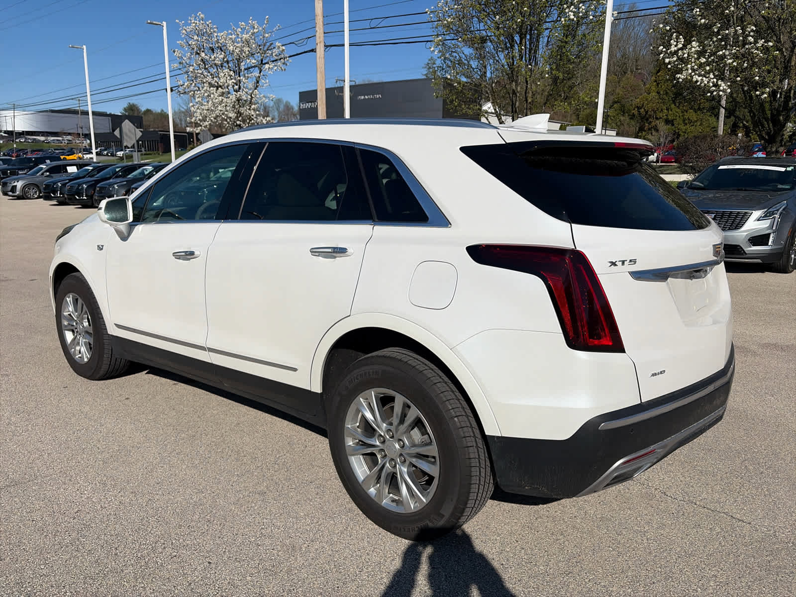Used 2020 Cadillac XT5 Premium Luxury image 2