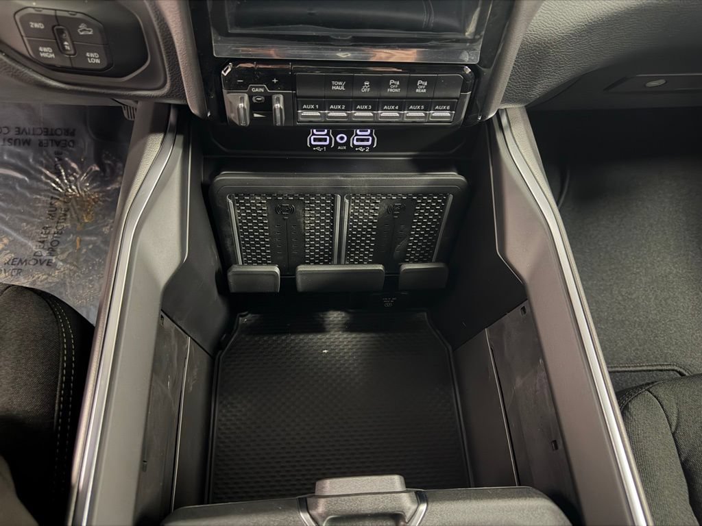 New 2026 RAM 2500 Big Horn AWD/4WD image 30