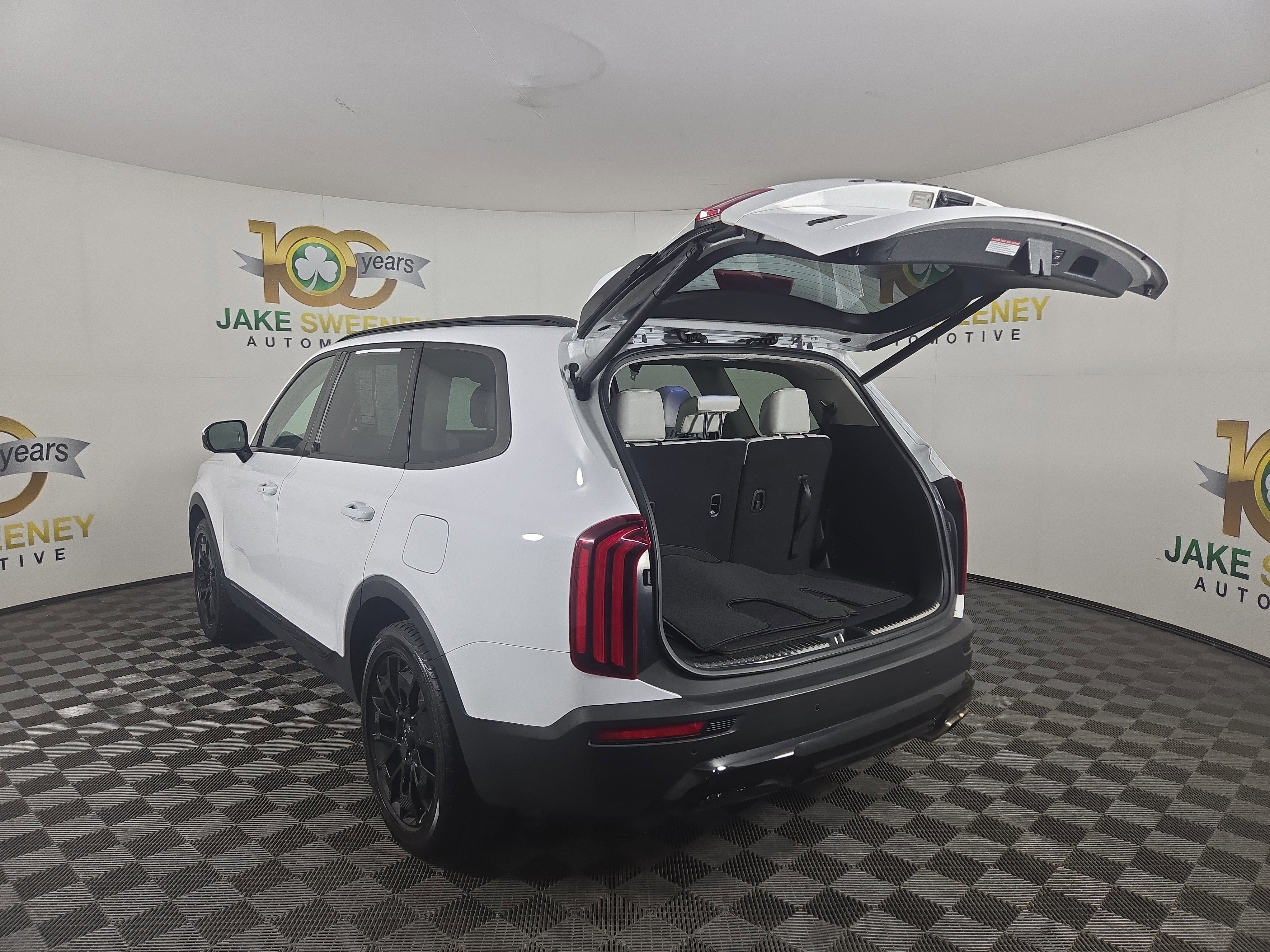 Used 2022 Kia Telluride SX w/ SX Prestige Package image 34