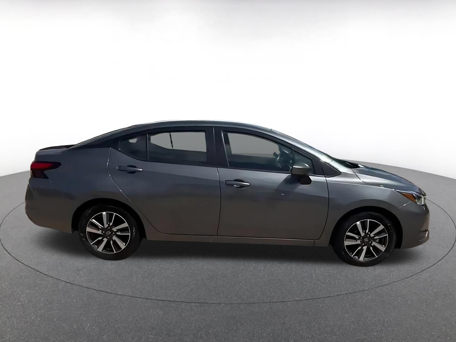 Used 2025 Nissan Versa SV FWD image 9