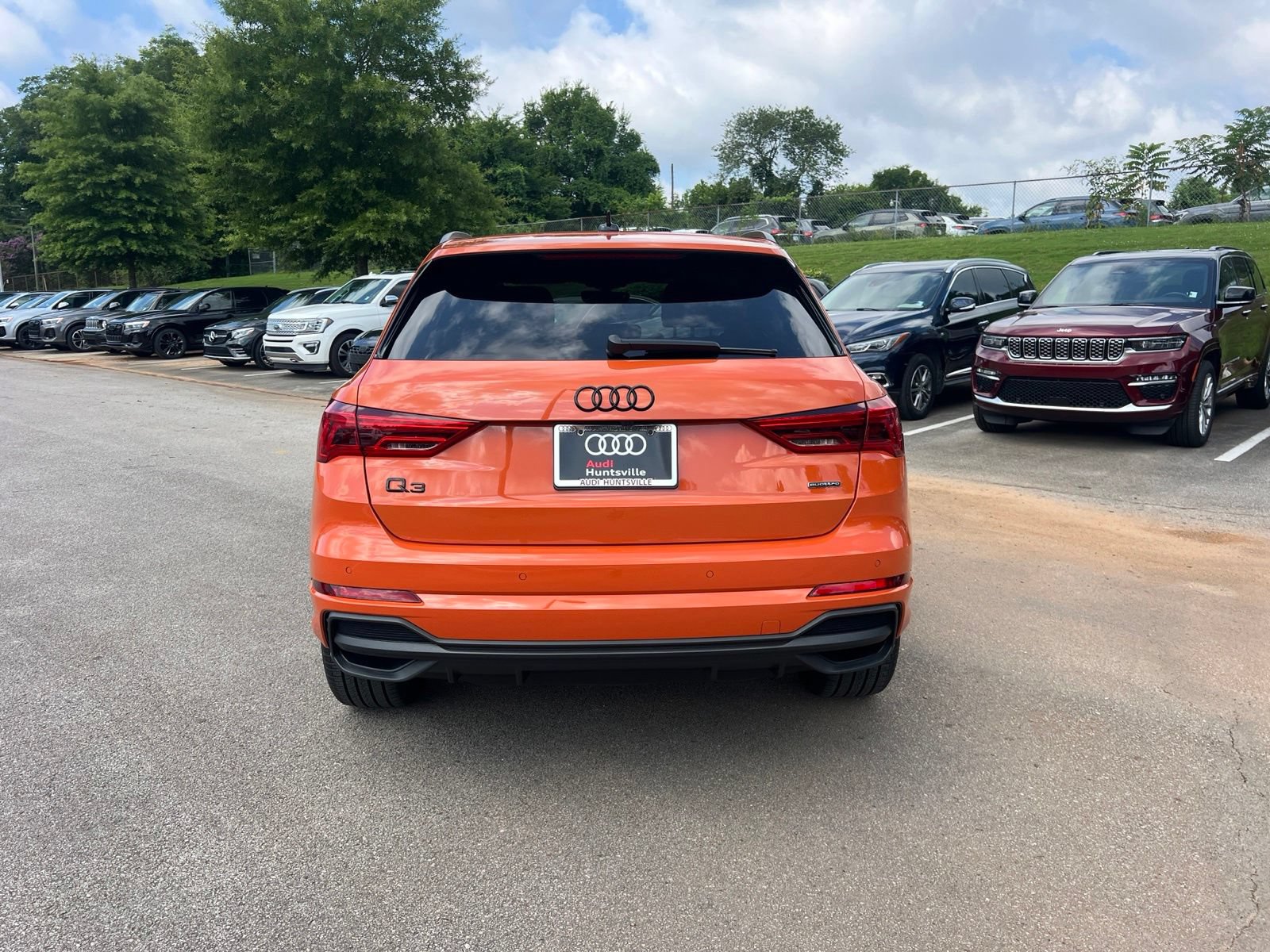 Used 2025 Audi Q3 2.0T Premium w/ Convenience Package AWD/4WD image 7