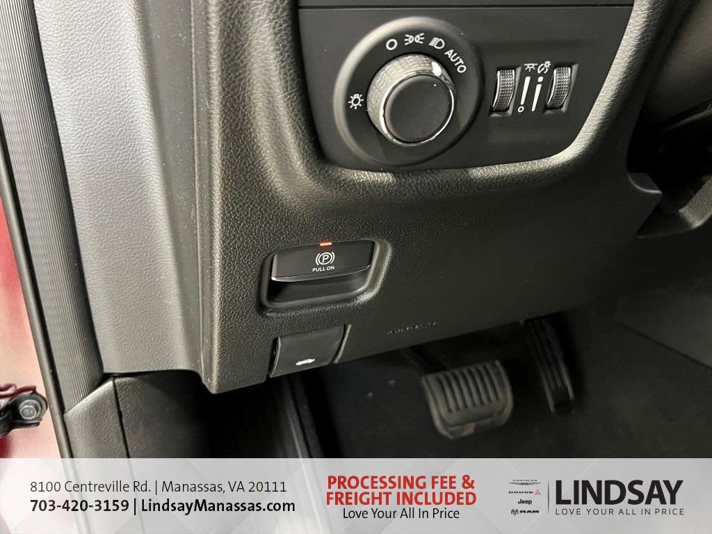 New 2025 Jeep Grand Cherokee Altitude image 29