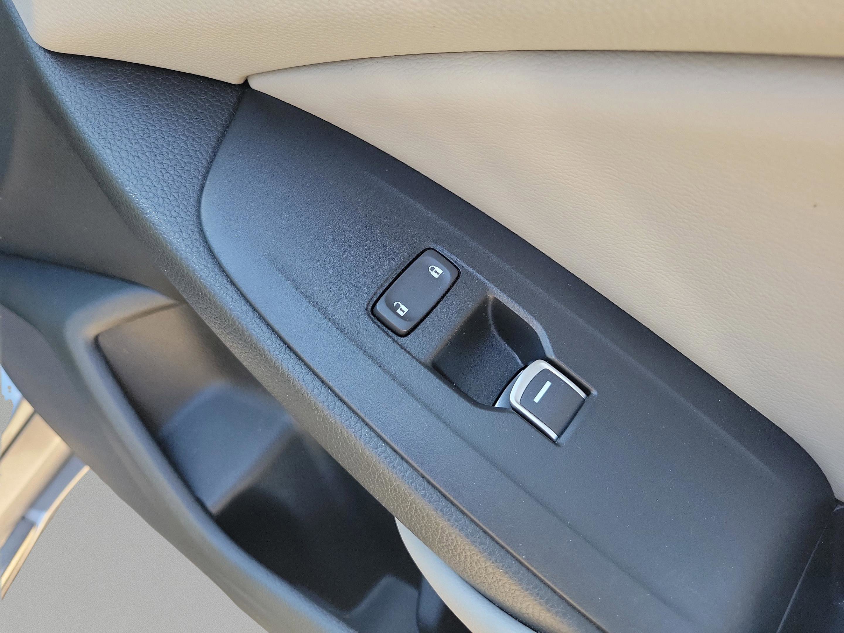 Used 2018 Honda Accord EX-L image 21