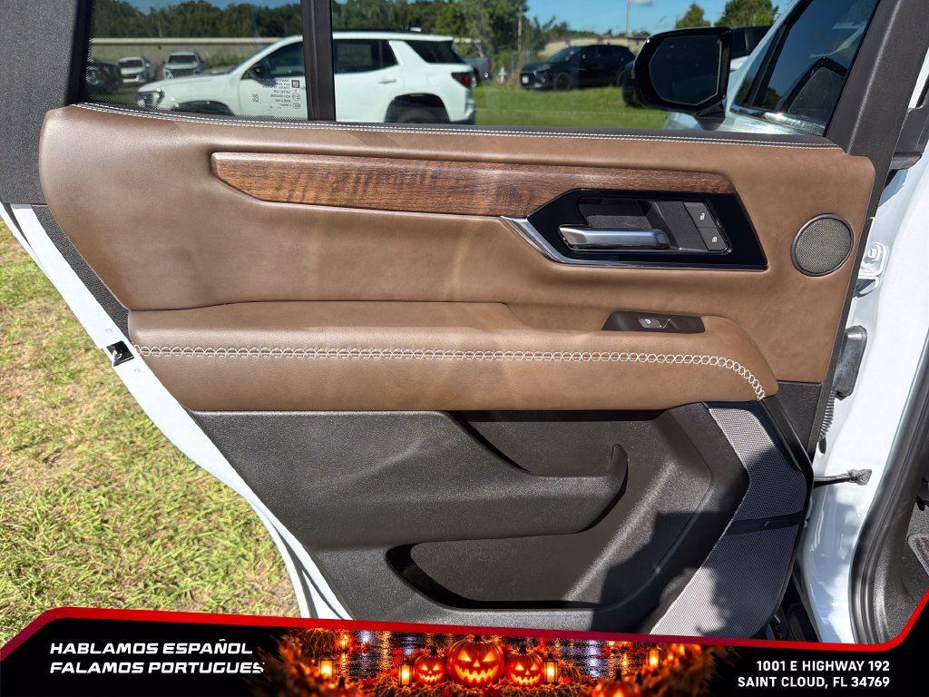 Used 2026 GMC Yukon Denali Ultimate AWD/4WD image 24