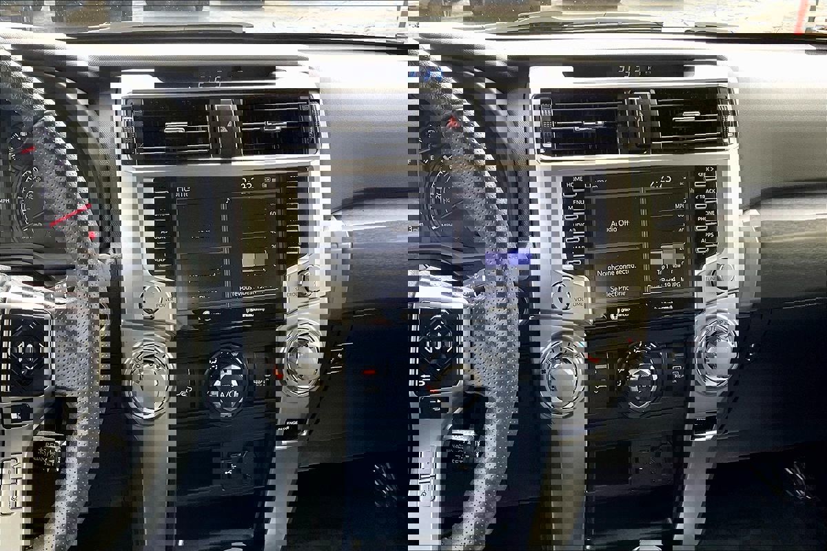 Used 2024 Toyota 4Runner SR5 image 21
