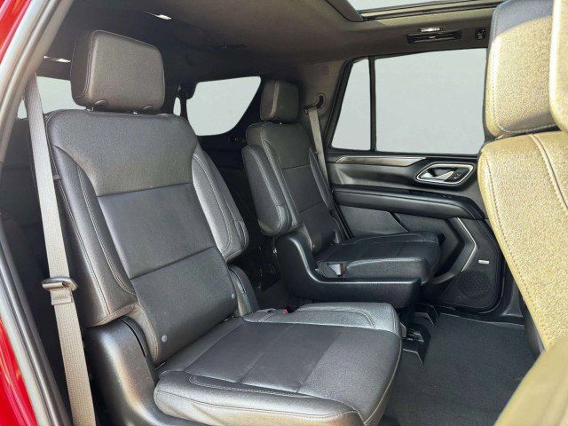 Used 2023 Chevrolet Tahoe Z71 w/ Luxury Package AWD/4WD image 44
