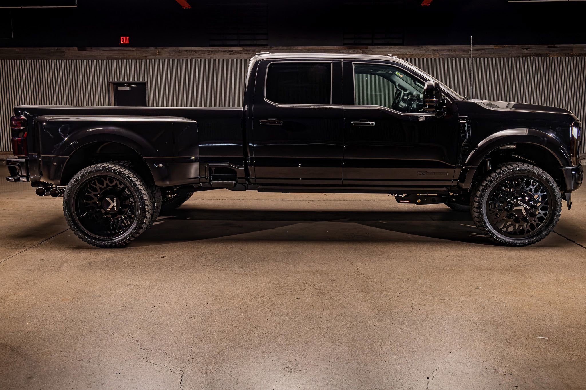 Used 2026 Ford F450 Platinum AWD/4WD image 11