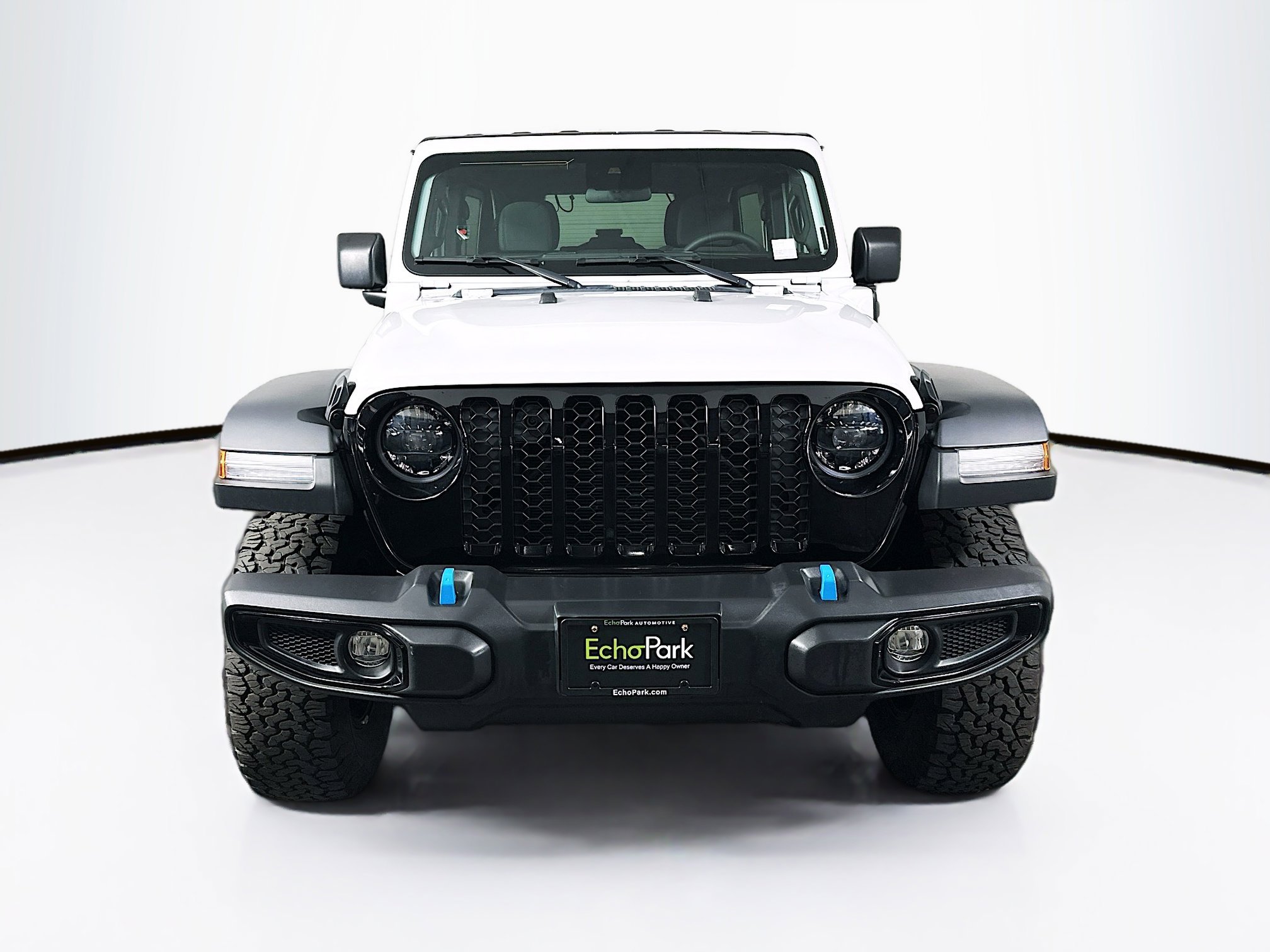 Used 2024 Jeep Wrangler Willys image 2