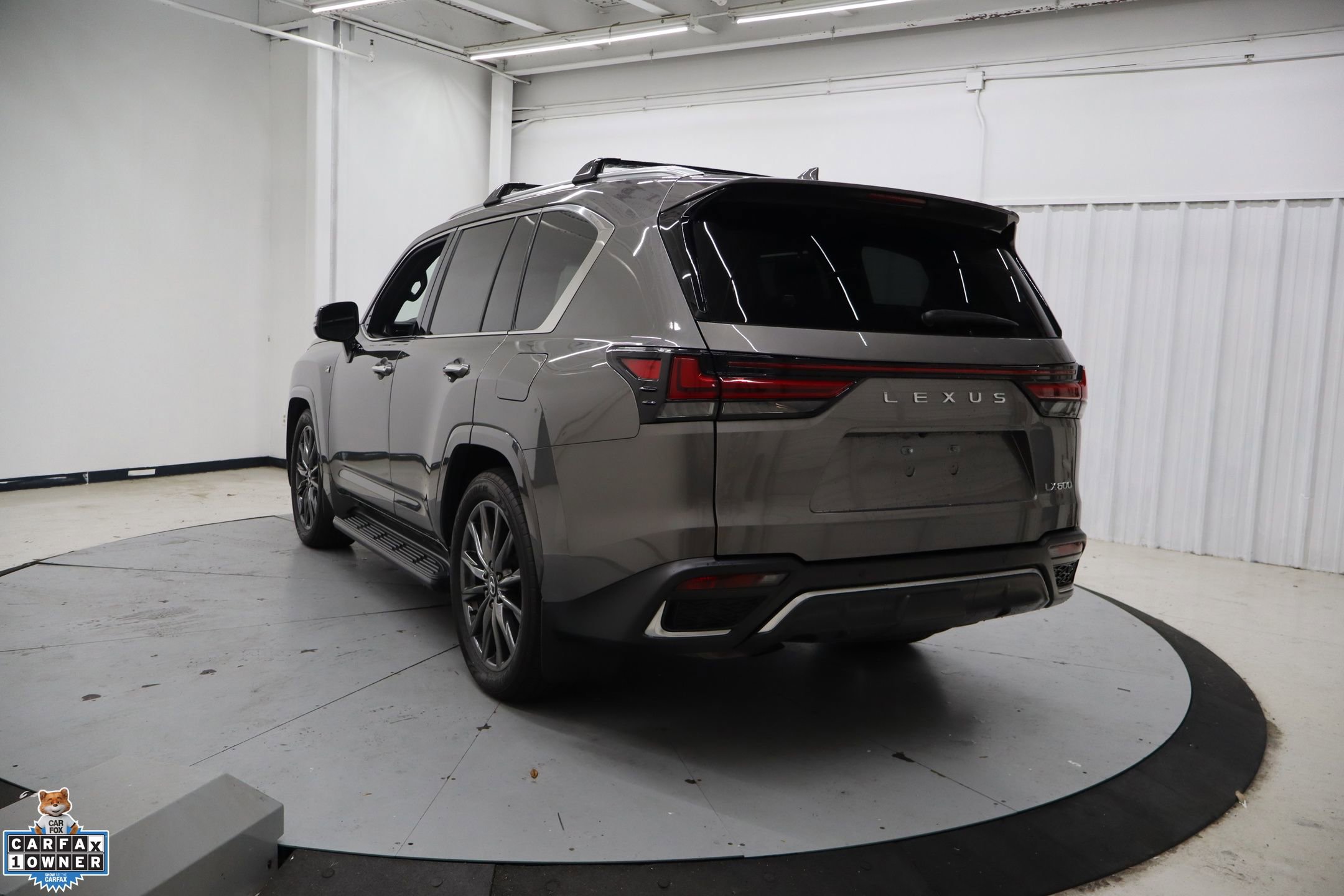 Used 2024 Lexus LX 600 F Sport image 8