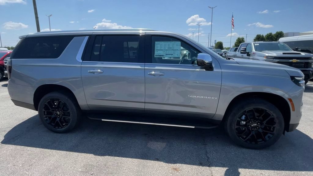 New 2026 Chevrolet Suburban Premier w/ Sun And Tow Package AWD/4WD image 3