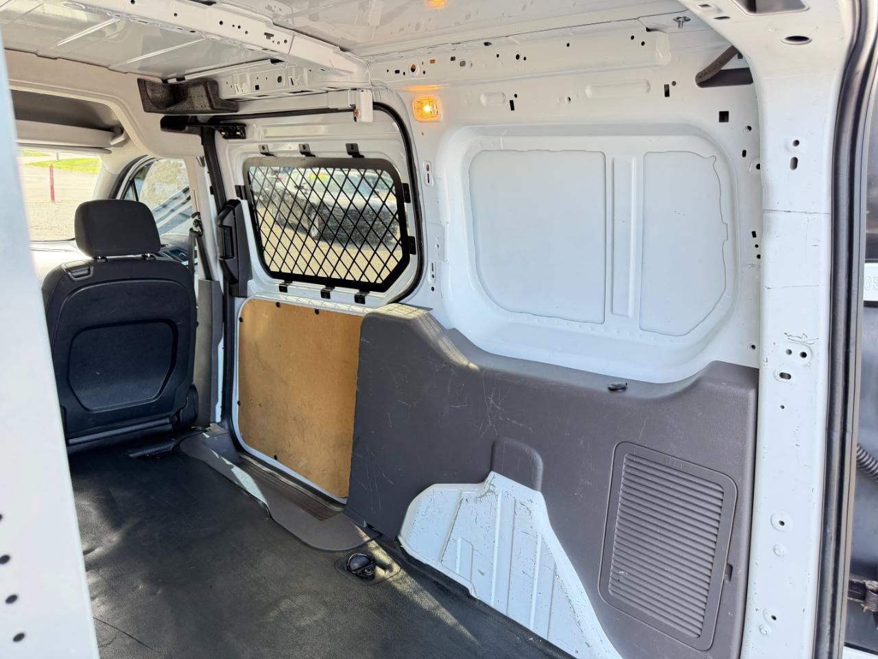 Used 2022 Ford Transit Connect XL FWD image 38
