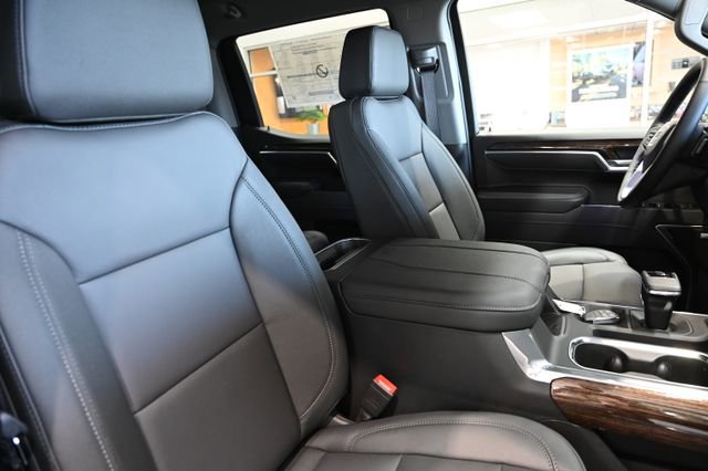 New 2026 GMC Sierra 1500 Elevation w/ Elevation Premium Package image 11