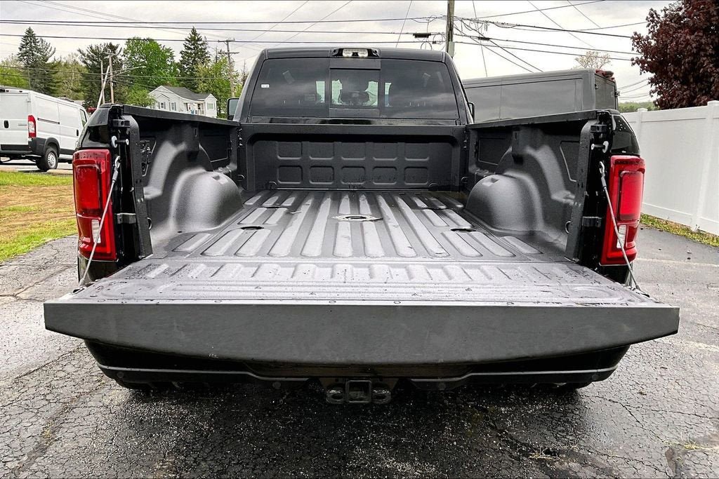 New 2026 RAM 3500 Limited AWD/4WD image 5