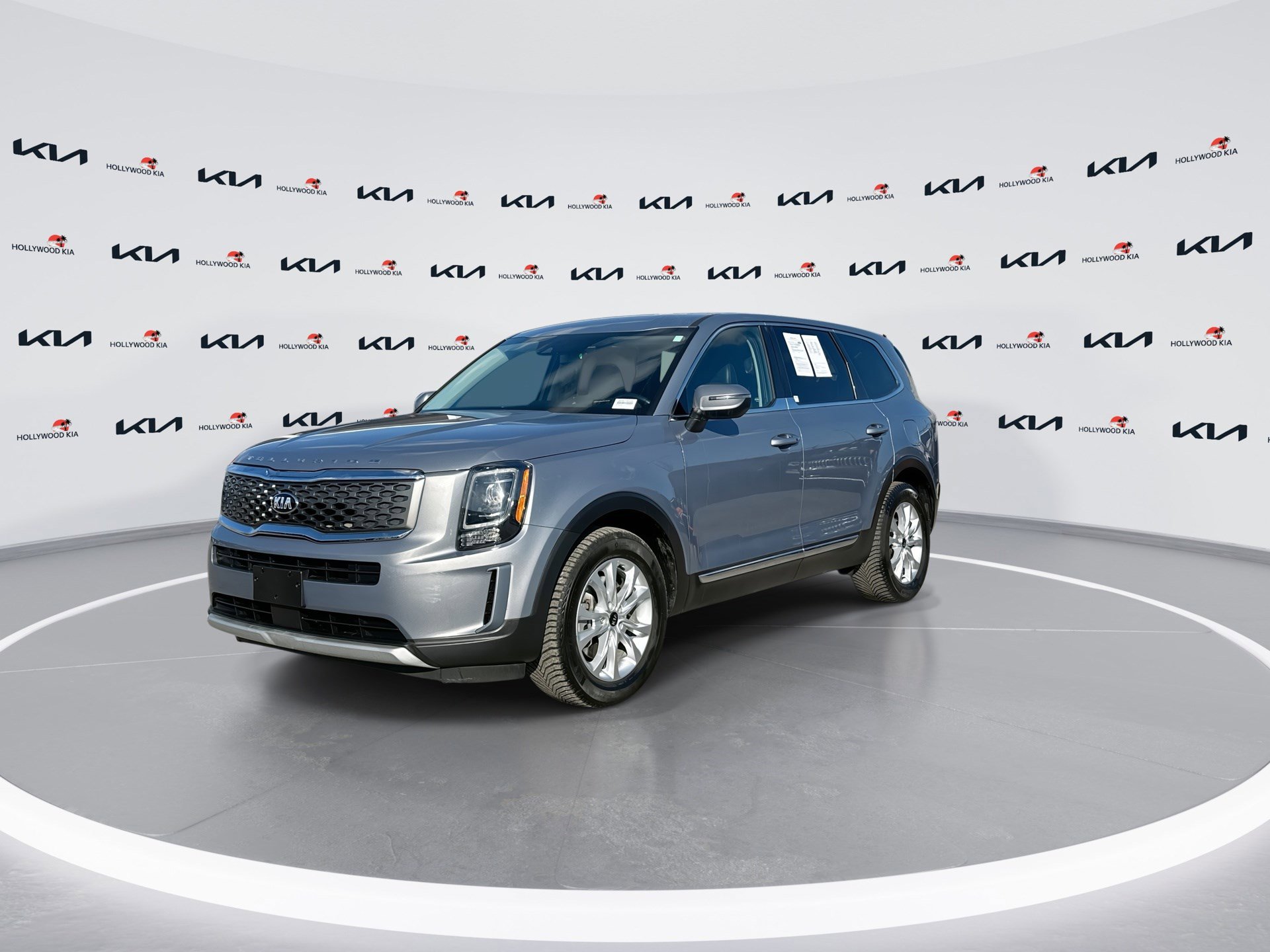 Certified 2020 Kia Telluride LX image 4