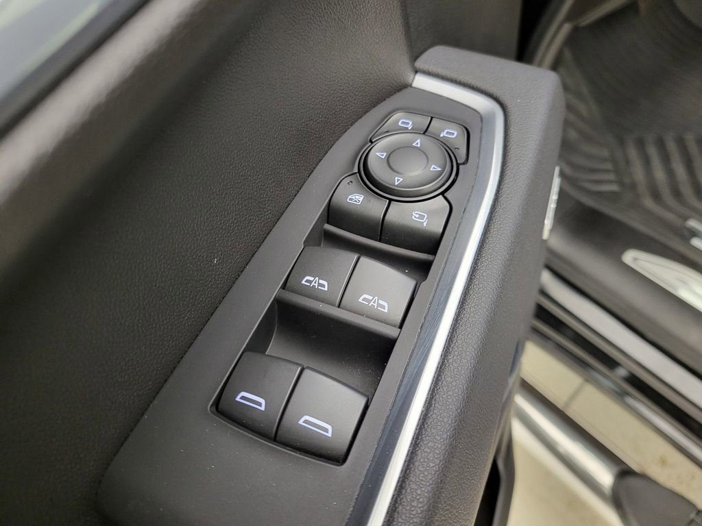 Used 2025 Chevrolet Silverado 1500 LTZ w/ LTZ Premium Package image 38