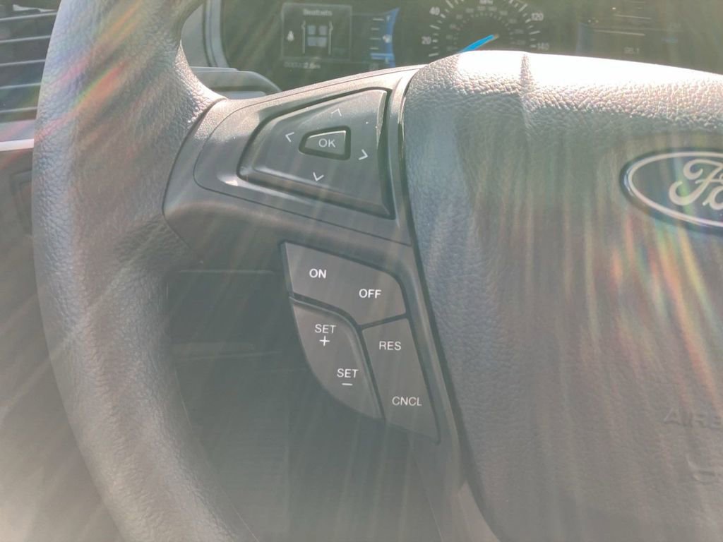 New 2024 Ford Edge SE image 10