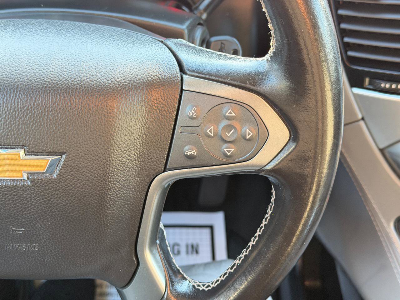 Used 2020 Chevrolet Suburban LT image 77