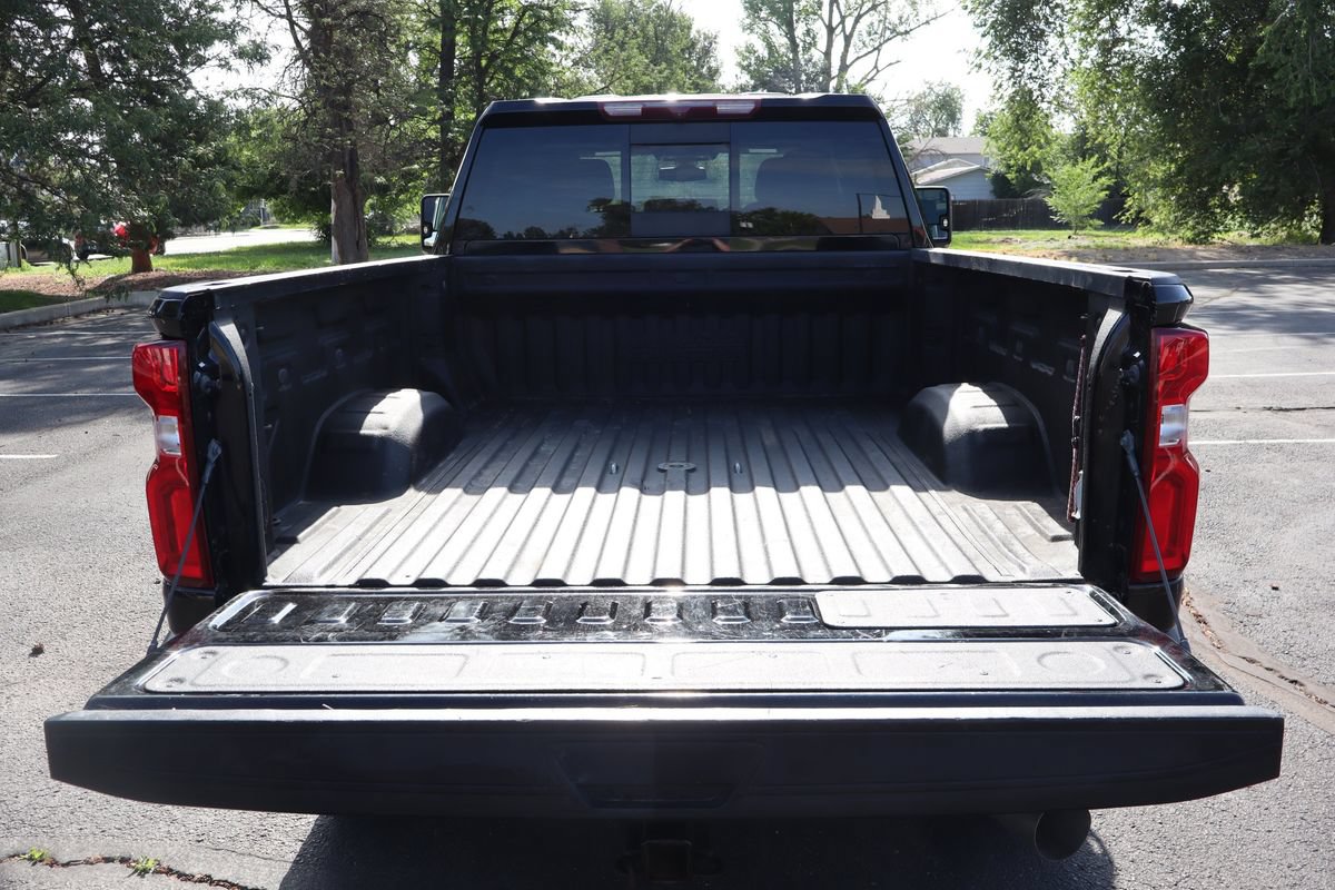 Used 2022 Chevrolet Silverado 3500 High Country w/ Safety Package II AWD/4WD image 14