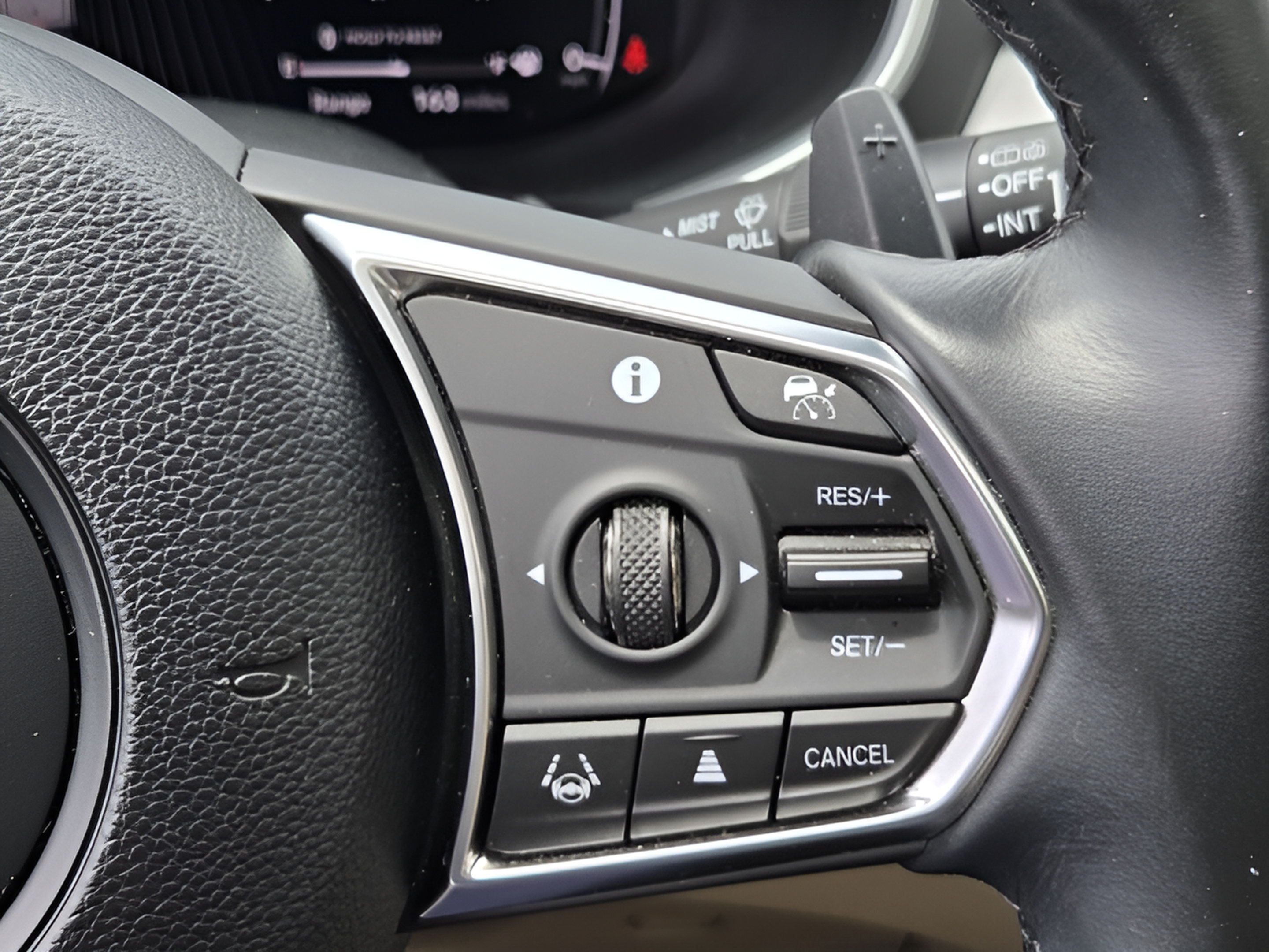 Used 2024 Acura MDX w/ Technology Package FWD image 22