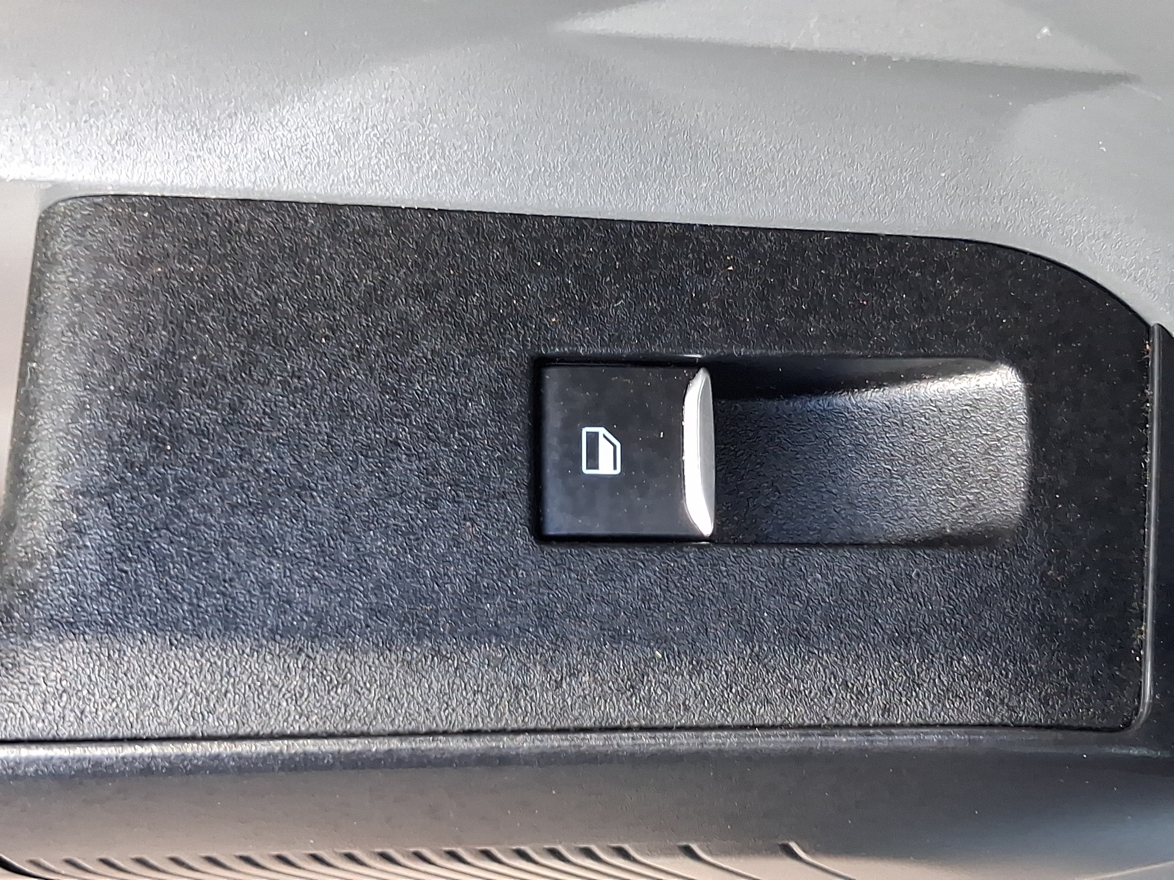 Used 2022 Ford Maverick XL FWD image 18