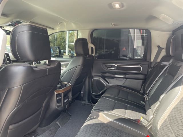 Used 2022 RAM 1500 Laramie AWD/4WD image 16