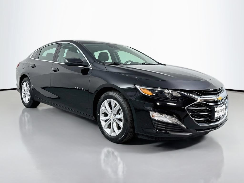 Used 2023 Chevrolet Malibu LT w/ Driver Confidence Package FWD image 4