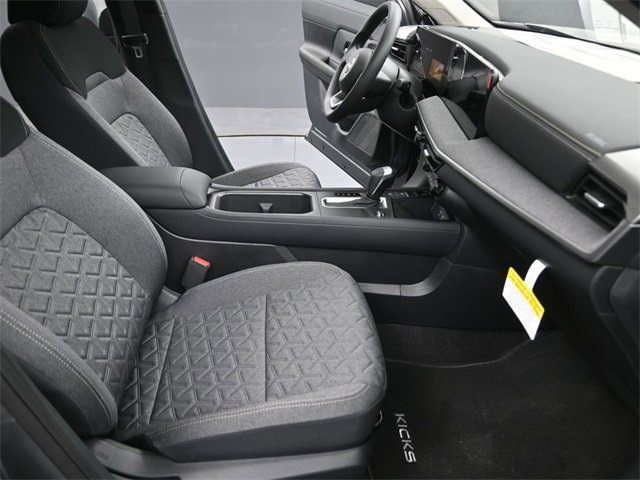 New 2026 Nissan Kicks SV w/ SV Premium Package image 27