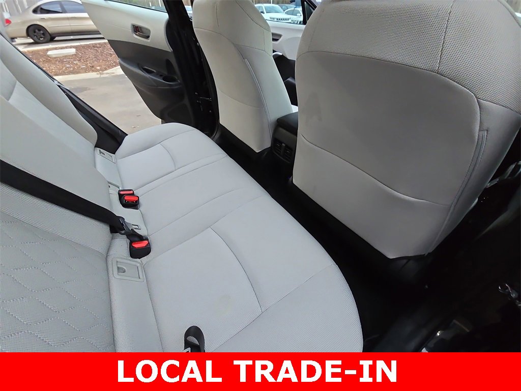 Used 2025 Toyota Corolla Cross L image 12