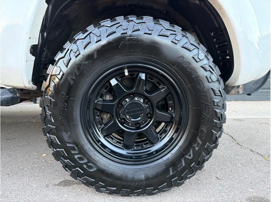 Used 2010 Toyota Tacoma 4x4 Access Cab V6 image 25