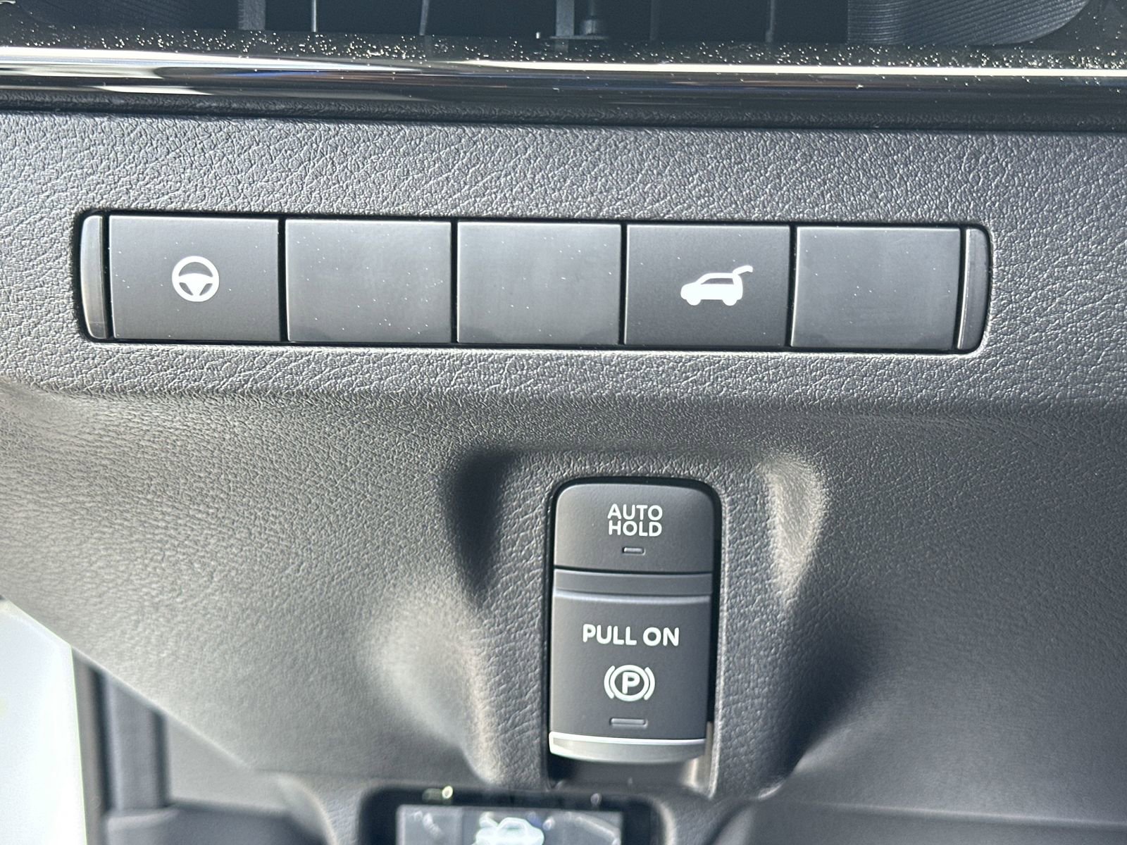 New 2025 Nissan Murano SV FWD image 15