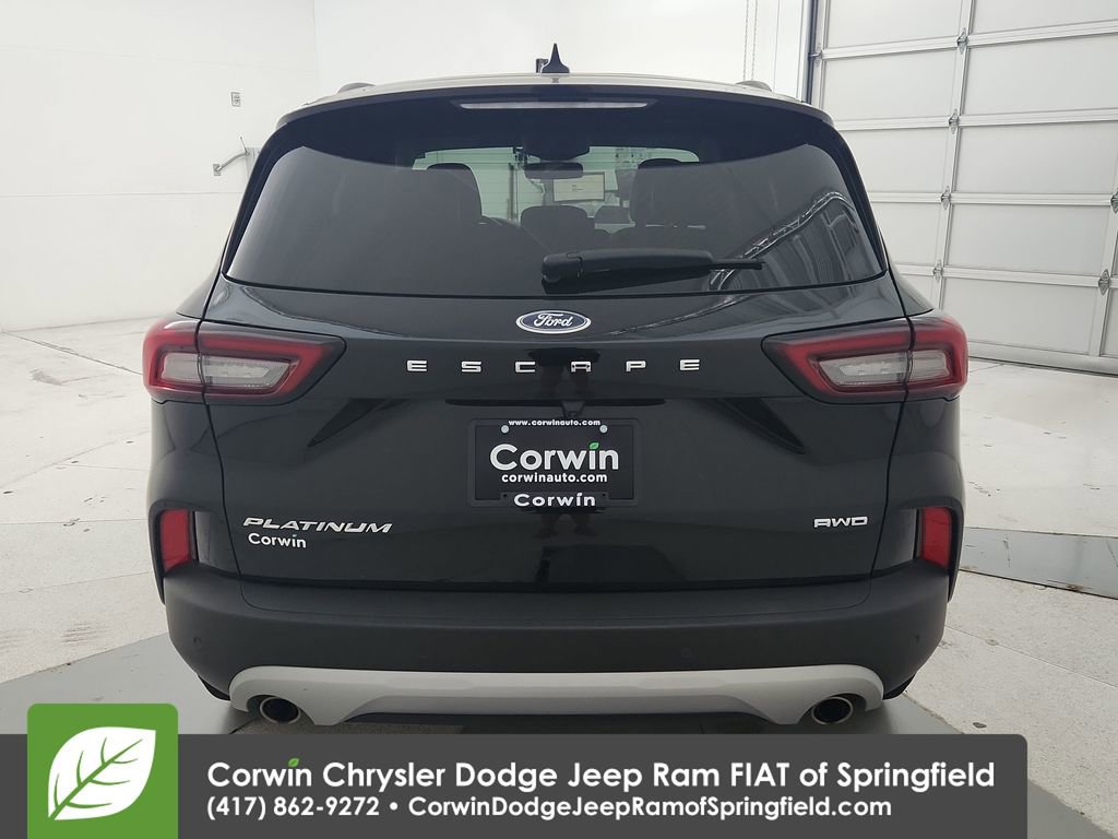 Used 2024 Ford Escape Platinum w/ Premium Technology Package image 7