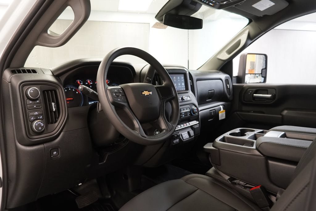 New 2026 Chevrolet Silverado 3500 W/T AWD/4WD image 5
