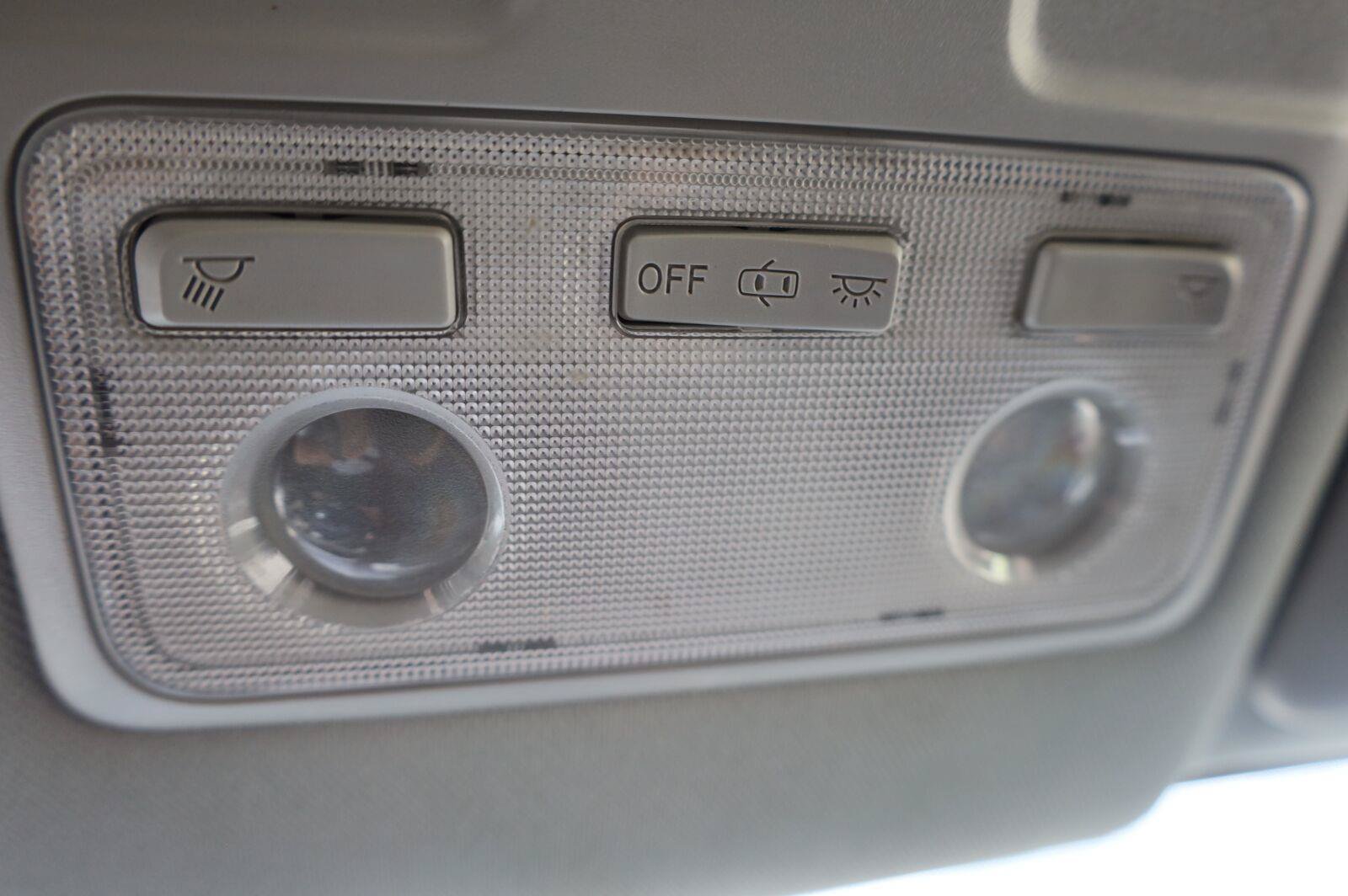 Used 2015 Toyota RAV4 LE FWD image 34