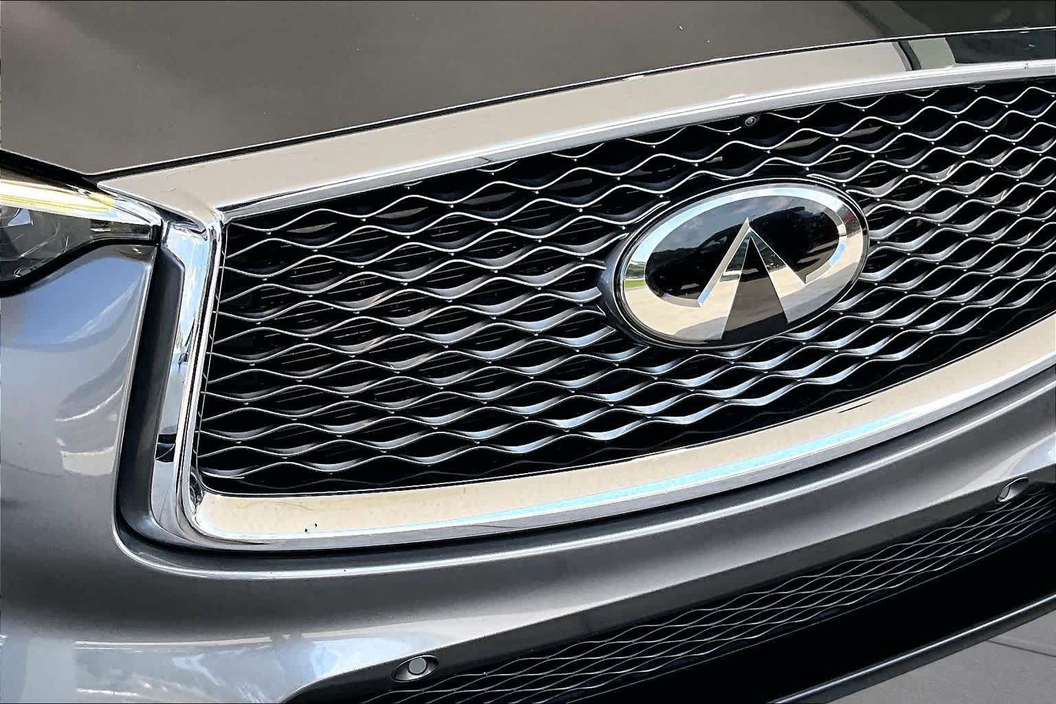 Used 2019 INFINITI QX50 Essential w/ Sensory Package FWD image 29