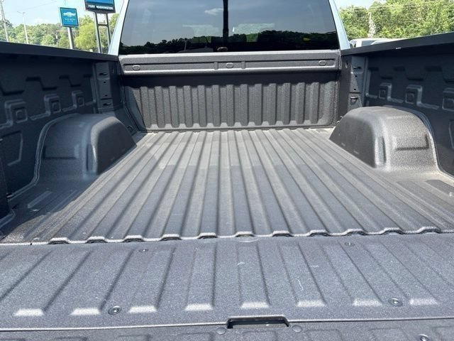 Used 2026 Chevrolet Silverado 1500 Custom Trail Boss AWD/4WD image 9