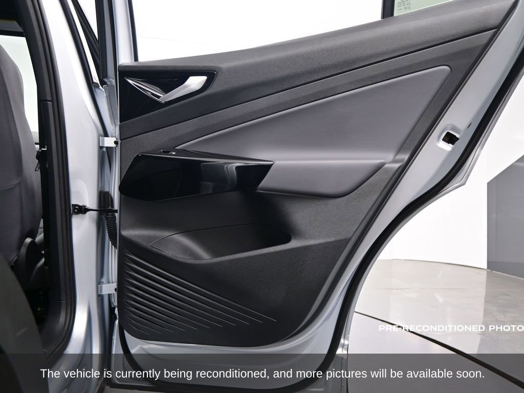 Used 2022 Volkswagen ID.4 Pro image 30