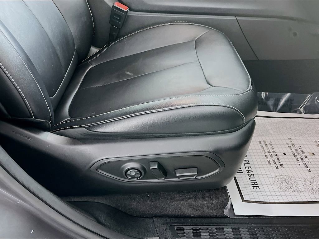 Used 2021 Jeep Grand Cherokee L Limited image 36