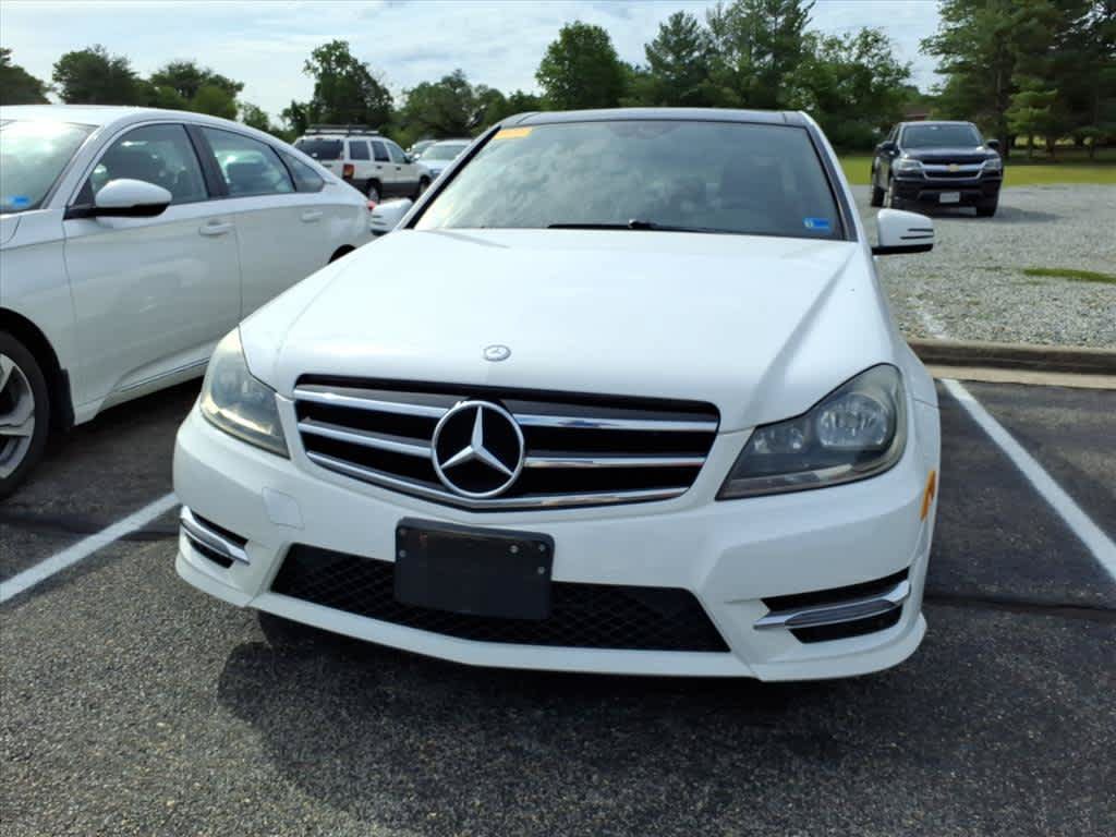 Used 2014 Mercedes-Benz C 300 4MATIC Sedan image 5