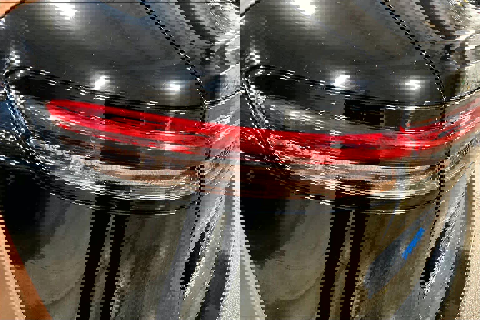 Used 2023 Toyota Crown Platinum image 27