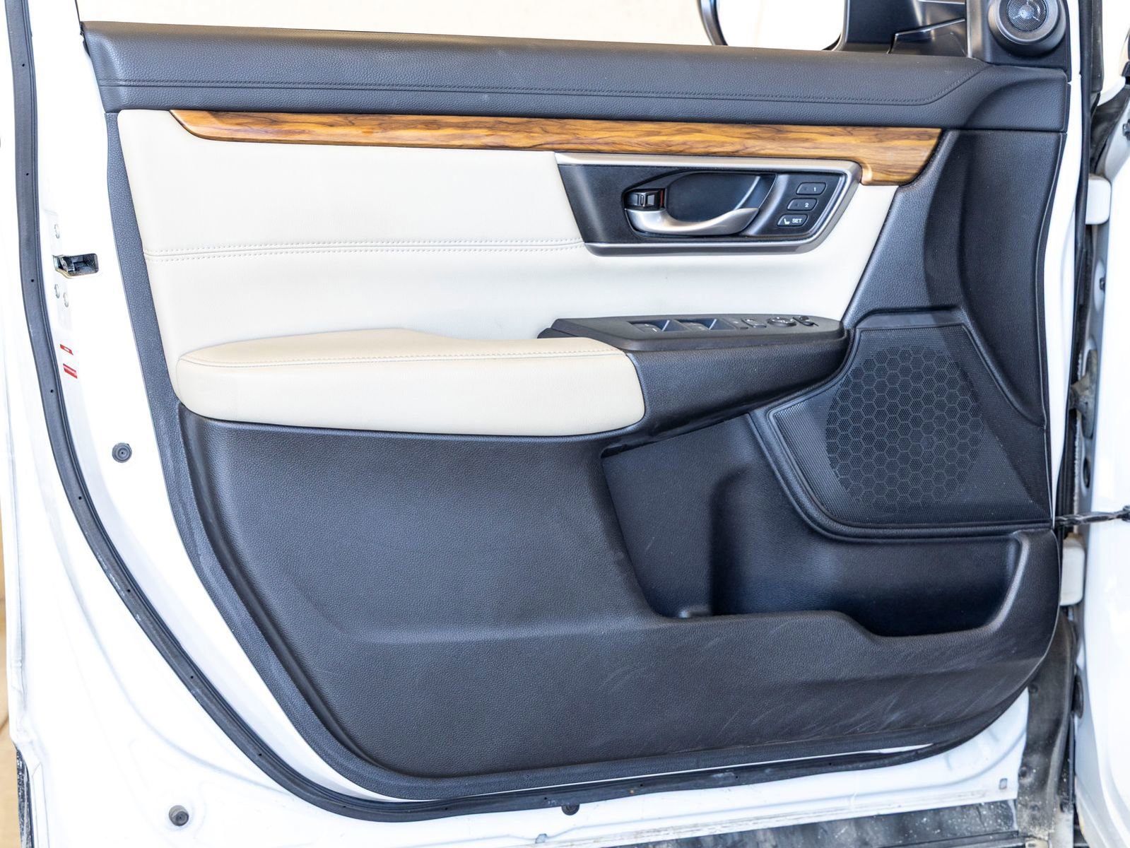 Used 2019 Honda CR-V EX-L image 14