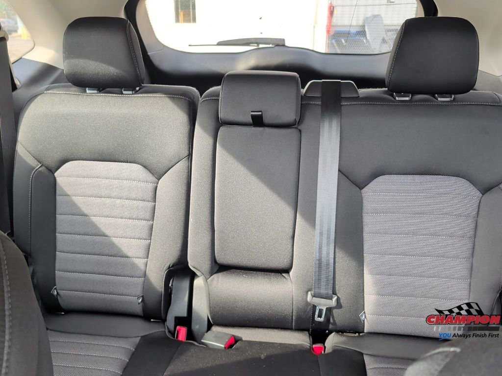 Used 2022 Ford Edge SE image 26